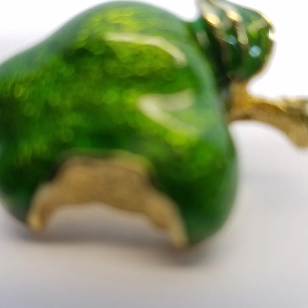 Granny Smith Apple Brooch  (Vintage) Green Bitten Apple